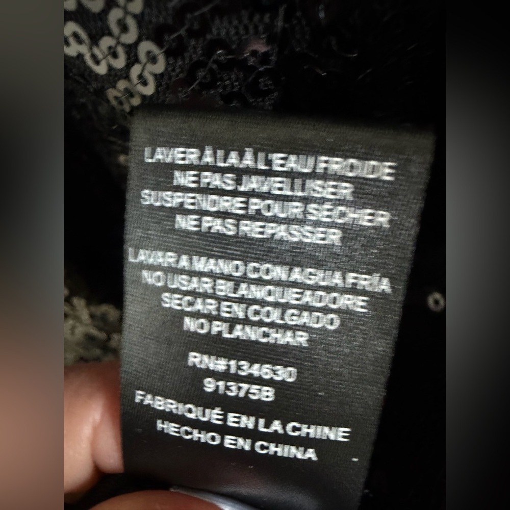Medium Anthropologie Sunday in Brooklyn Sequin Square Neck Tank top button black - Picture 11 of 17